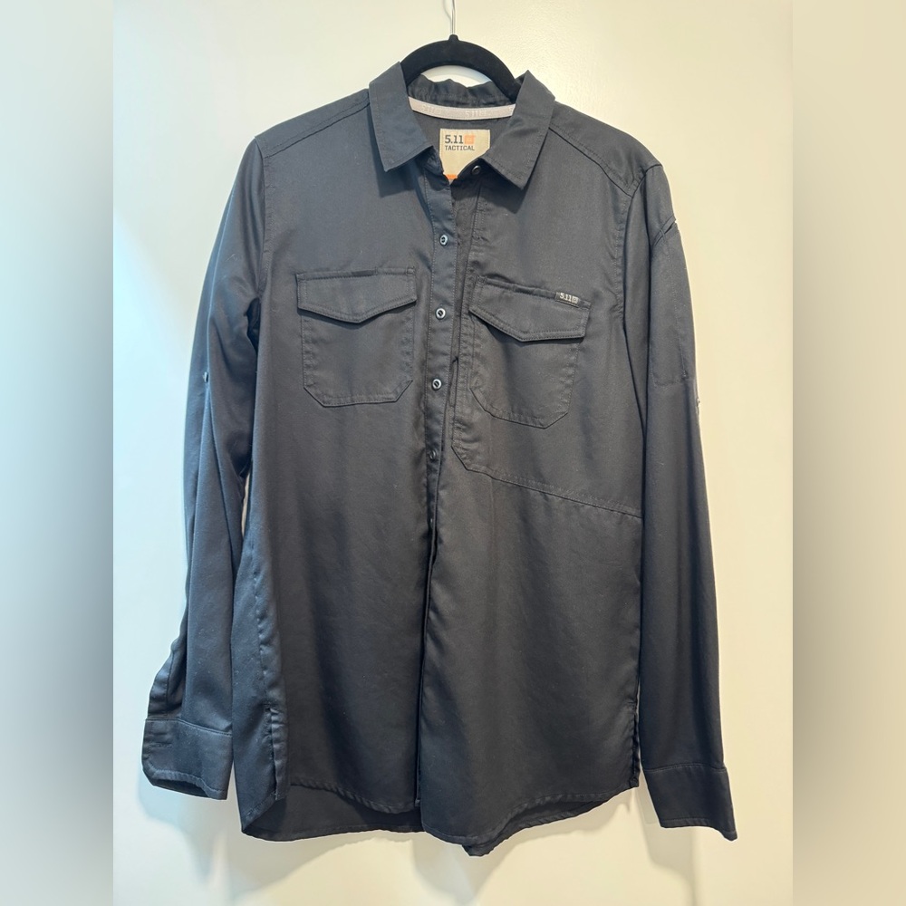 NWOT 5.11 Tactical Women’s Button Down Long Sleeve Shirt Black Size S